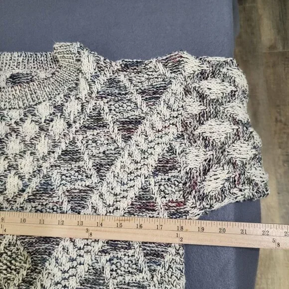VTG Aztec Triangles Old Money Chunky Ugly Sweater Size Small - Picture 6 of 8